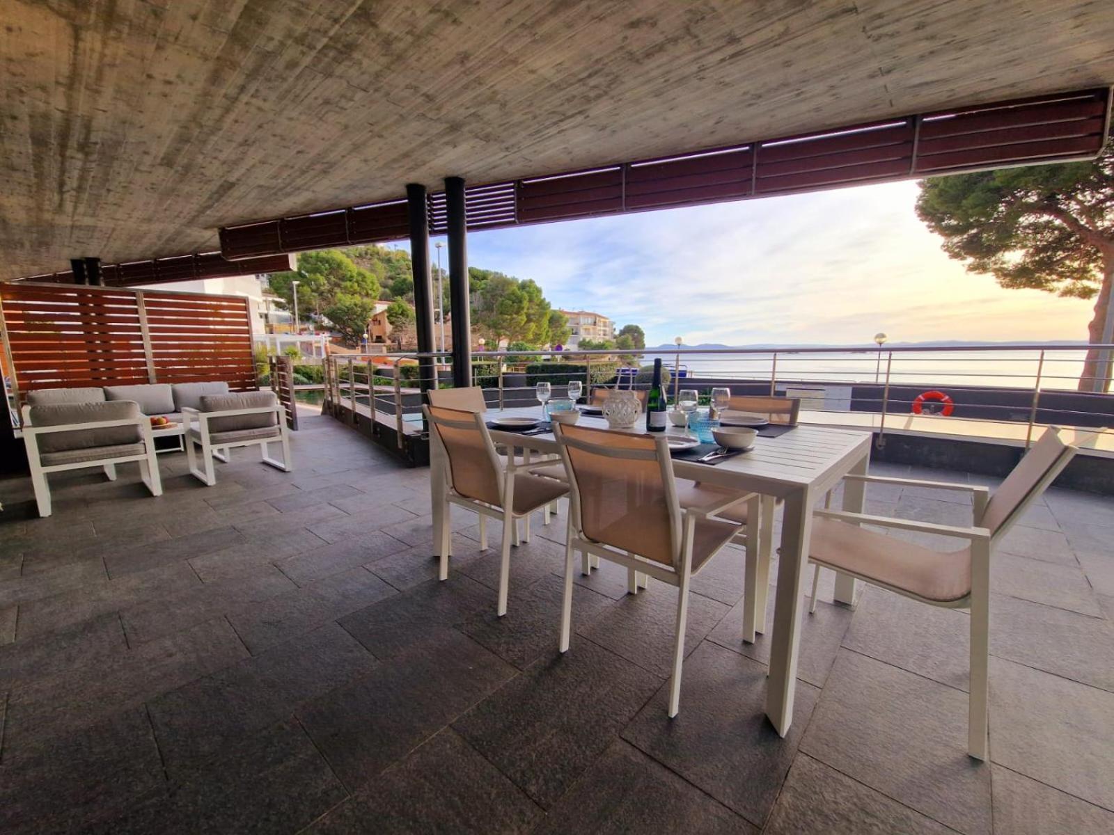 Apartamento Con Gran Terraza Delante Del Mar Rosas Exterior foto